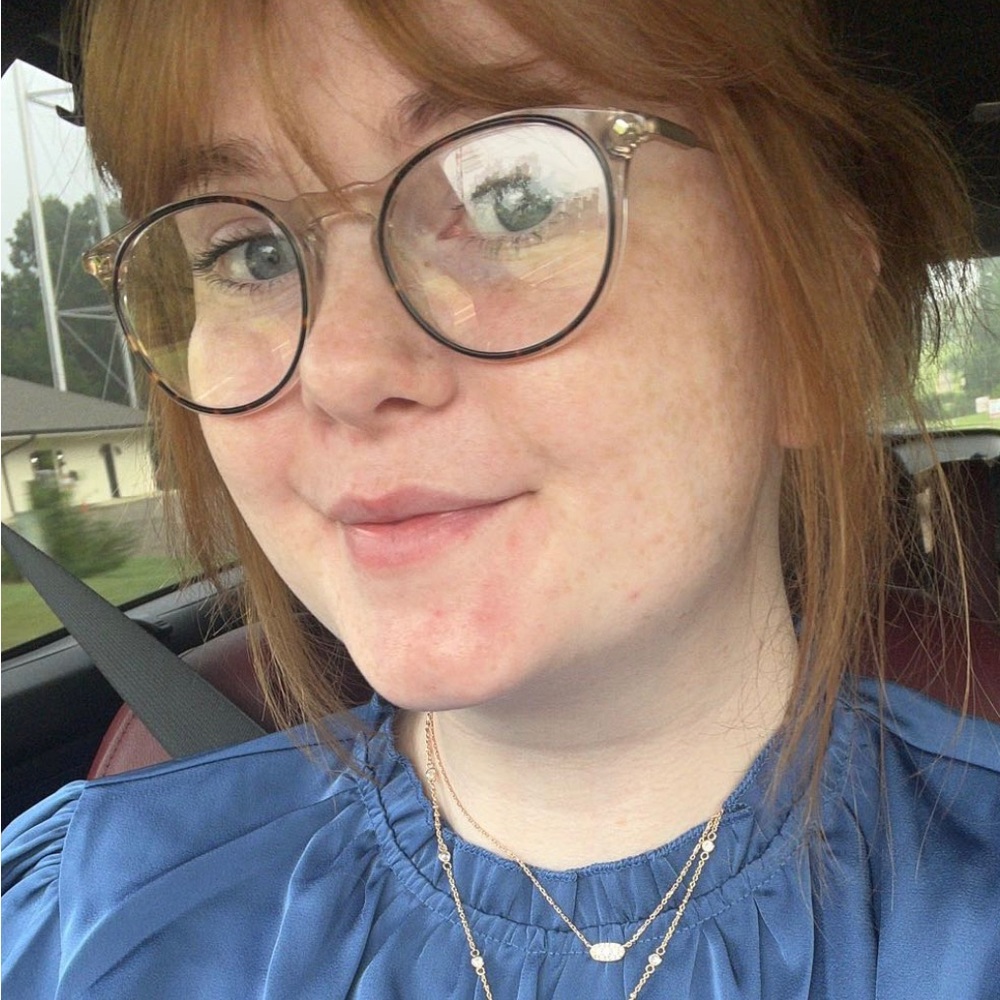 Meet your Posher, Ana